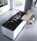 Hoher Schwarzglas-Farbe-Calacatta-Quarz-Stein mit NSF für Küchen-Spitze